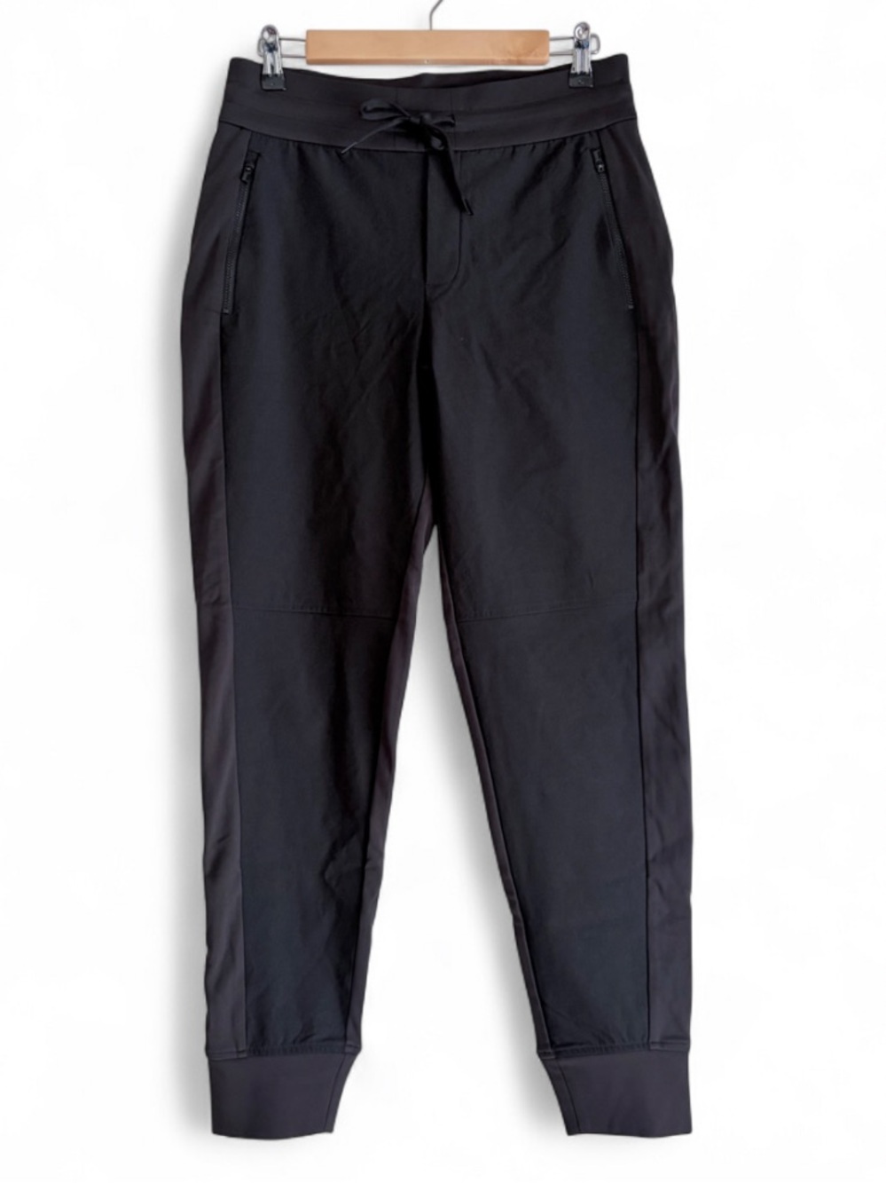 Athleta Headlands Hybrid Trek Jogger Black Cropped Pants Size 6